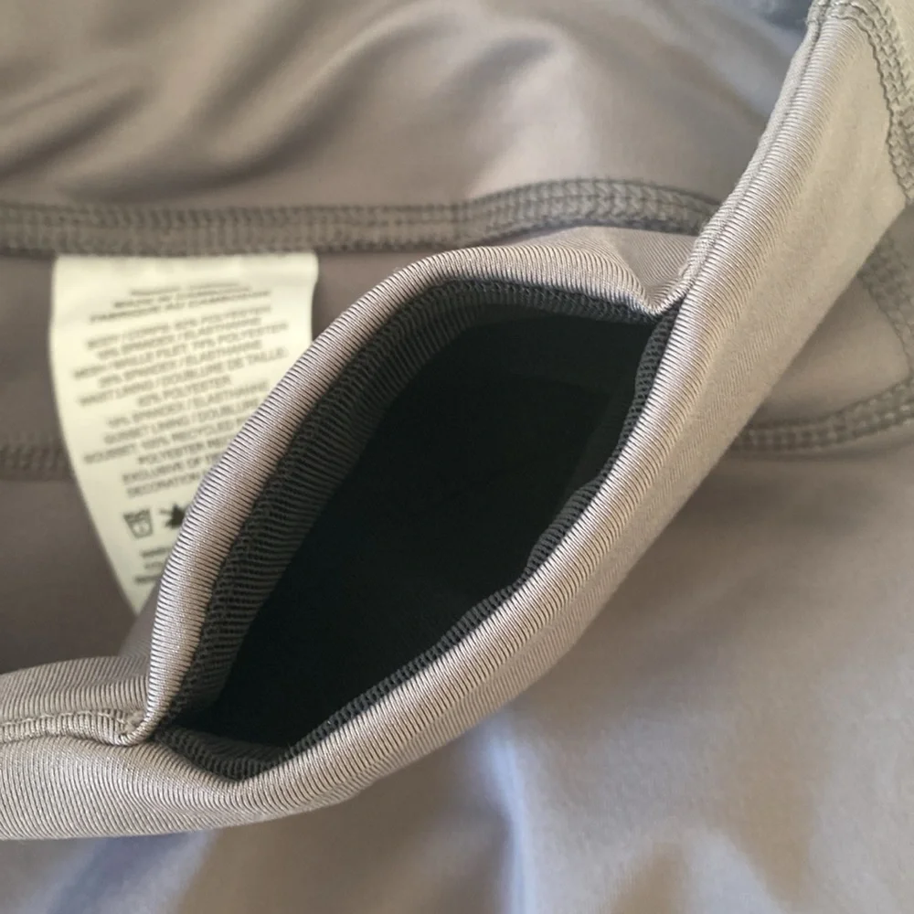 Nike Running gray cropped running tights leggings w/ 2 waistband pockets Sz M